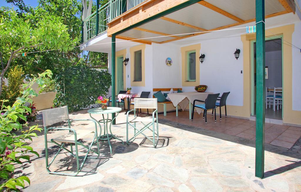 Pelagos Stafylos Exterior photo